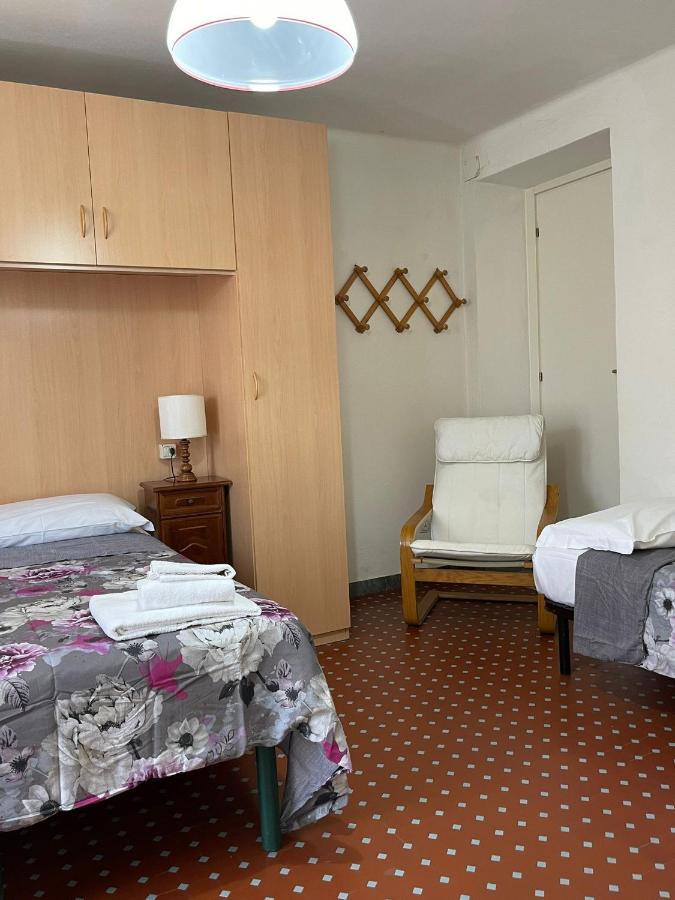Casa Violetta Bed & Breakfast Marina di Massa Kültér fotó