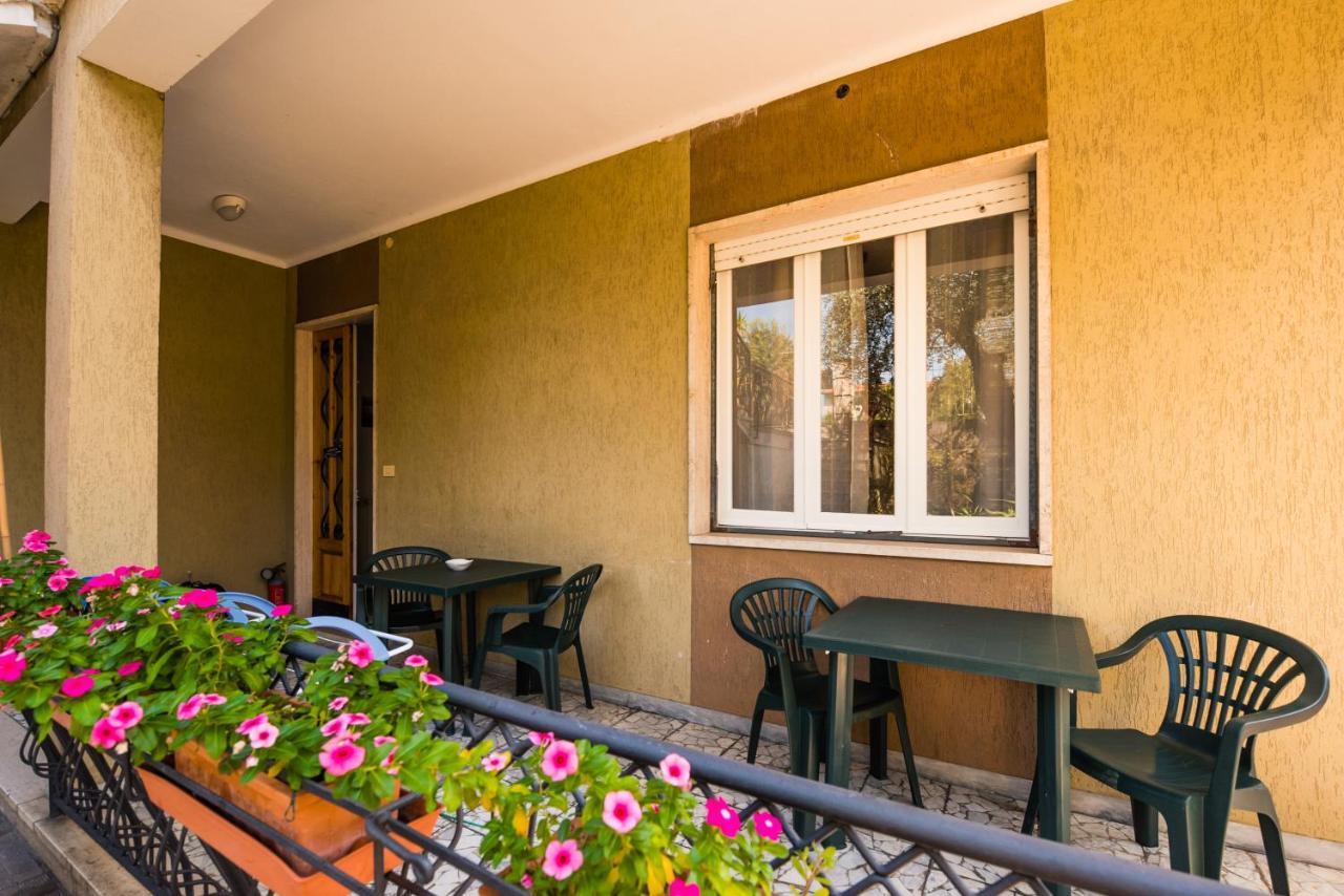 Casa Violetta Bed & Breakfast Marina di Massa Kültér fotó