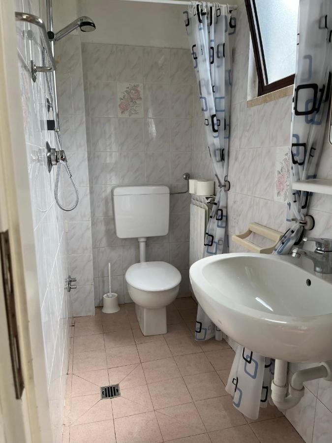 Casa Violetta Bed & Breakfast Marina di Massa Kültér fotó